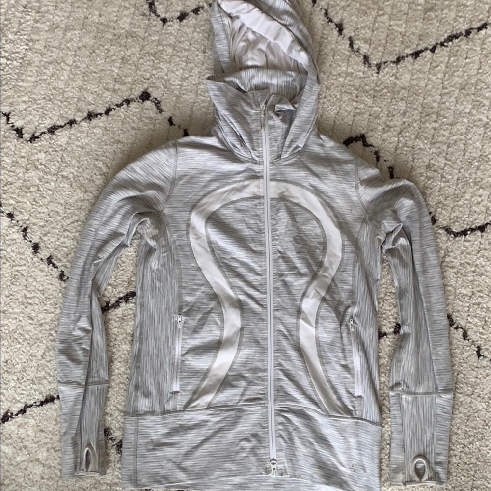 Lululemon zip up, size 8